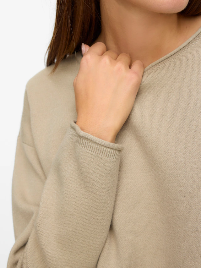 Vero Moda Strickpullover »VMGOLD ROLL LS O-NECK PULLOVER GA« Viskosemischung, regular fit