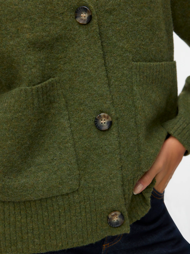 Vero Moda Strickjacke »VMBOOM LS V-NECK BUTTON CARDIGAN GA NOOS« Materialmix, loose fit
