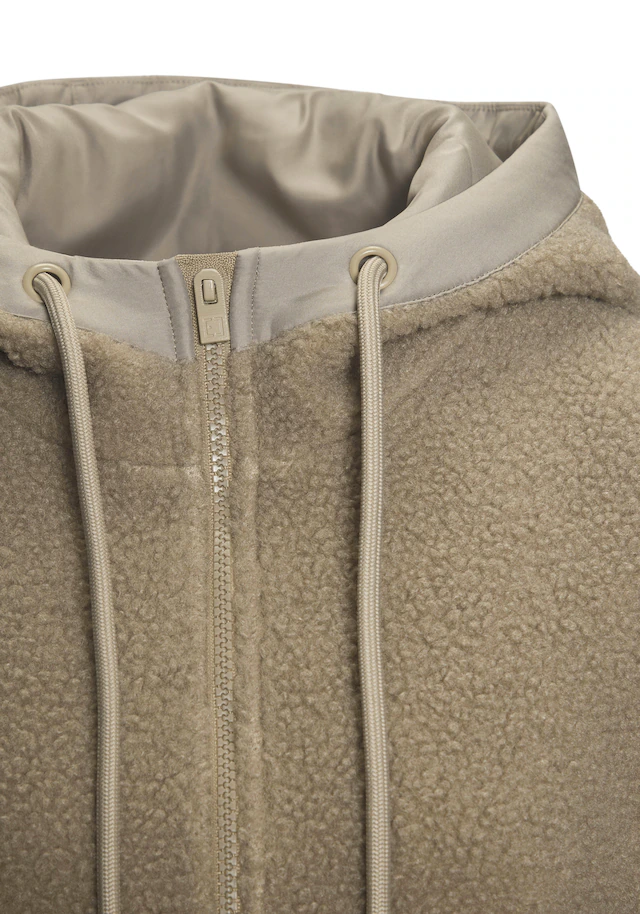 Elbsand Fleecejacke mit Kapuze Übergangsjacke aus Teddy-Fleece mit verstellbarer Kapuze