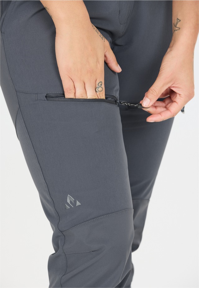 WHISTLER Softshellhose »Avatar« mit 4-Wege-Stretch-Material