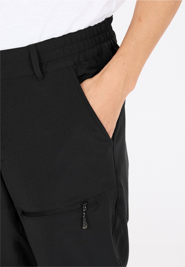 WHISTLER Softshellhose »Avatar« in wetterfester Anfertigung mit Stretchfunktion