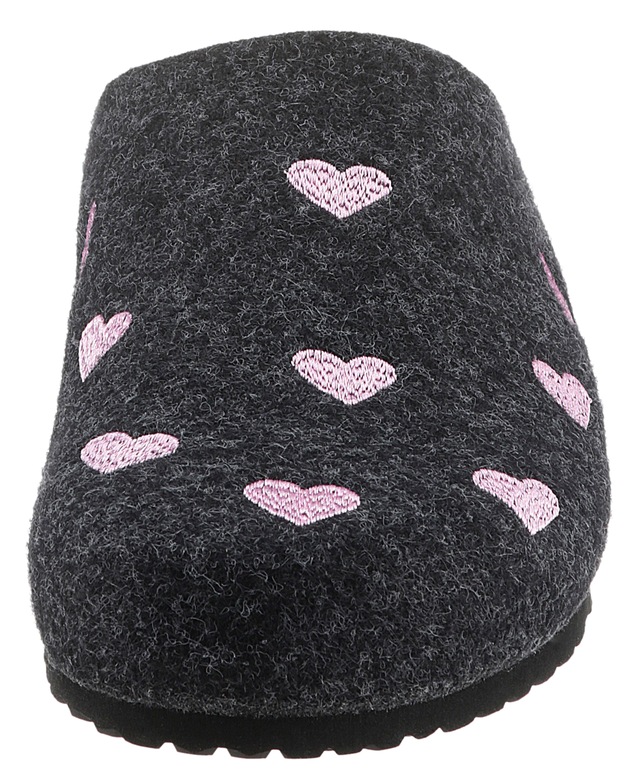 Aniston SHOES Clog Hausschuh, Homeslipper mit Herzchen-Stickerei