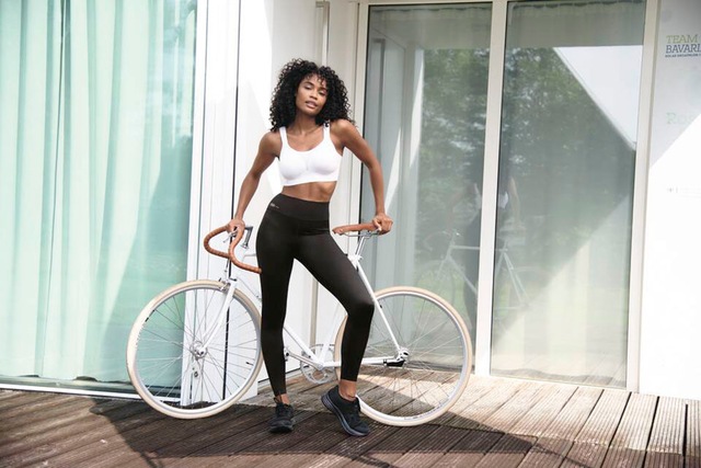 Anita Active Sport-BH »Smart Control« Cups vorgeformt, weich, nahtlos, schlicht, breites Unterbrustband