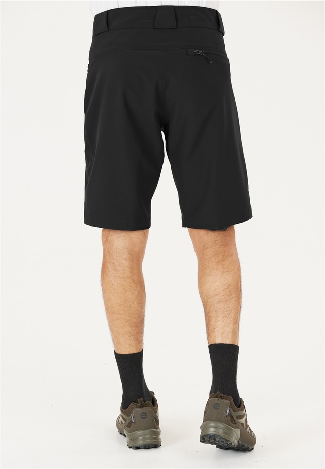 WHISTLER Shorts »Gerd« in bequemer und dehnbarer Qualität