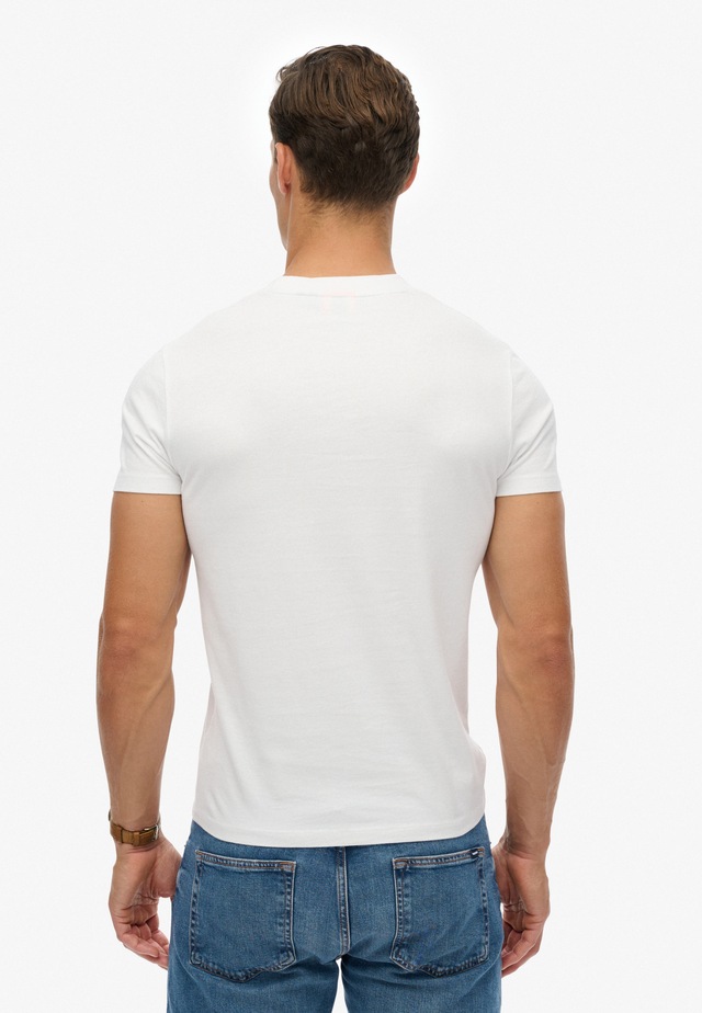 Superdry Rundhalsshirt »ESSENTIAL CONTRAST EMB TEE« Slim Fit, aus Baumwolle und Single Jersey, mit Print, pflegeleicht