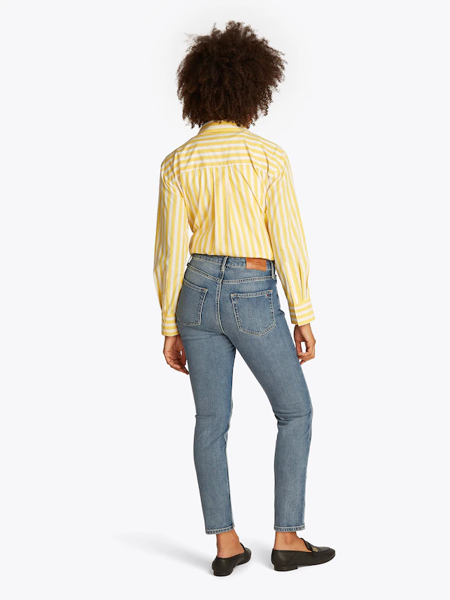 Tommy Hilfiger Slim-fit-Jeans »Slim Cigarette High Waist« mit Logo-Badge, in blauer Waschung