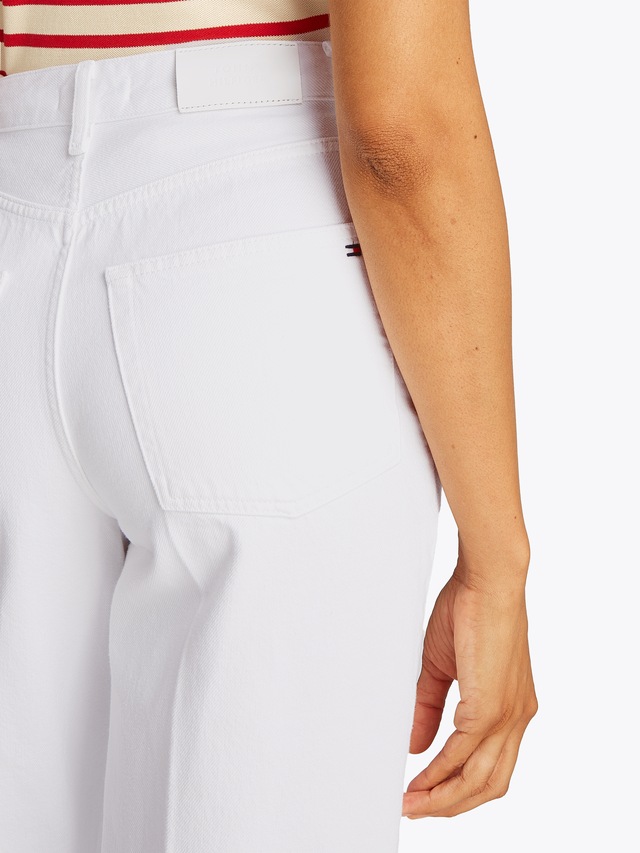 Tommy Hilfiger Weite Jeans »WIDE LEG HW LOU« mit Logo-Badge, mit Nieten, mit Bügelfalten