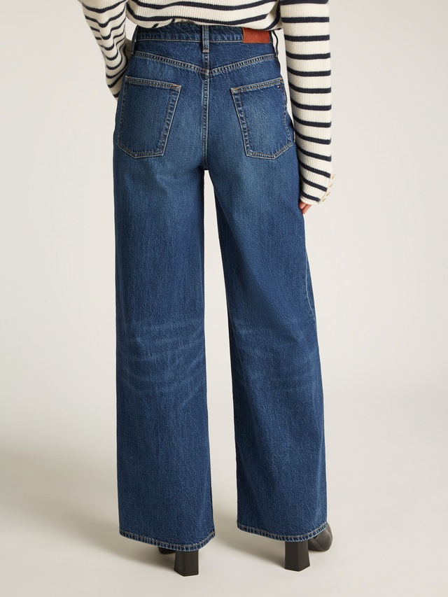 Tommy Hilfiger Weite Jeans »WIDE LEG HW LOU« mit Logo-Badge, mit Nieten, mit Bügelfalten