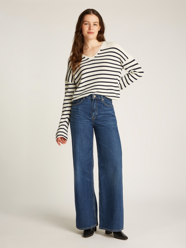 Tommy Hilfiger Weite Jeans »WIDE LEG HW LOU« mit Logo-Badge, mit Nieten, mit Bügelfalten