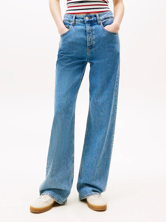 Tommy Jeans Relax-fit-Jeans »MIA MR RLXD STR« in blauer Waschung, mit Hammerschlaufe, Mid Rise