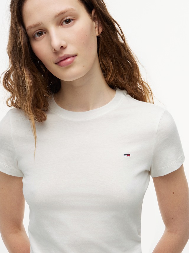 Tommy Jeans T-Shirt »TJW 2PACK C-NECK TEE« Packung, 2er, 2 Stk. mit Logo-Stickerei