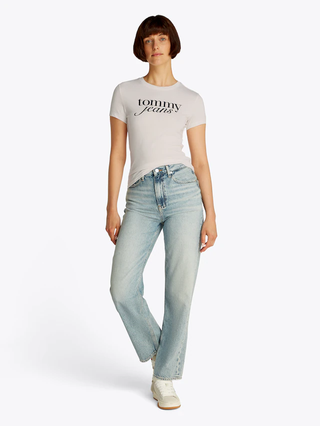 Tommy Jeans Curve Rundhalsshirt »Shirt TJW SLIM ESSENTIAL« in Großen Größen, Logo-Print auf Brusthöhe, mit Logostickerei