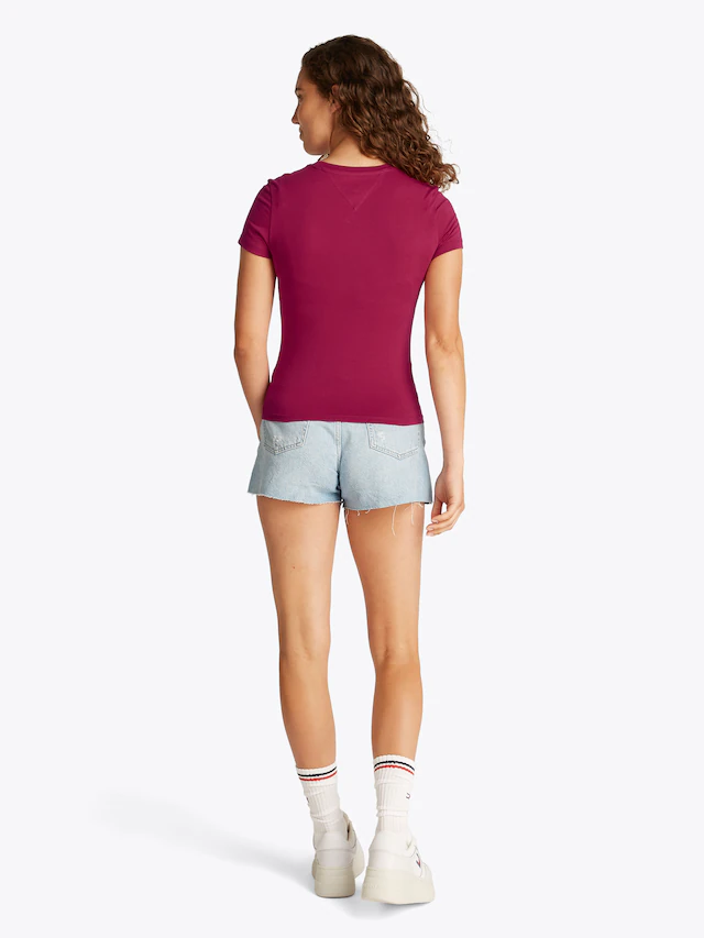 Tommy Jeans Curve Rundhalsshirt »Shirt TJW SLIM ESSENTIAL« in Großen Größen, Logo-Print auf Brusthöhe, mit Logostickerei