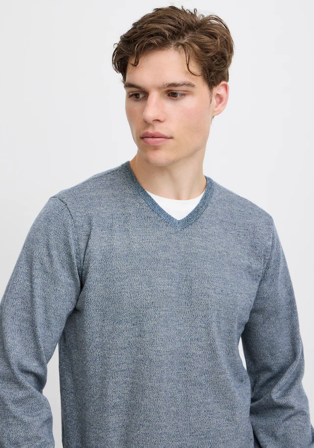 Blend V-Ausschnitt-Pullover »BHBRUTON V-neck« aus Polyester, Regular Fit, in normaler Länge
