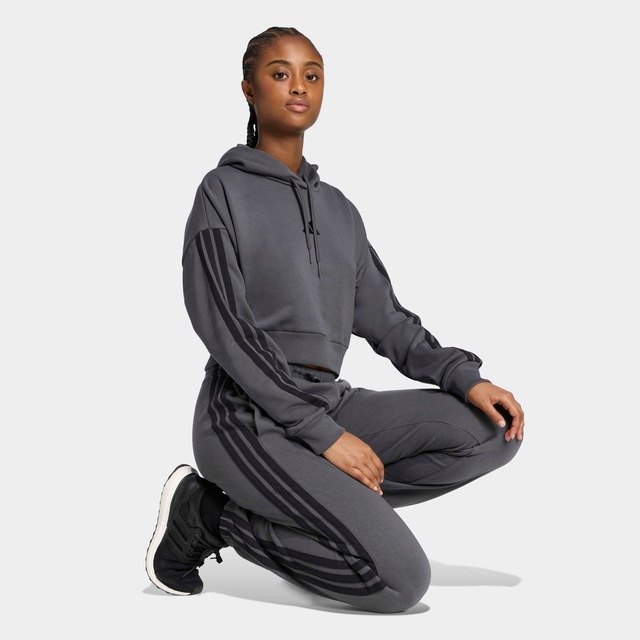 adidas Sportswear Sporthose »ESSENTIALS 3-STREIFEN FRENCH TERRY CUFFED« Reguläre Passform, mittelhoher Bund, weiches French Terry Material