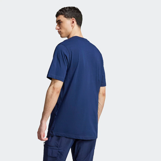 adidas Originals T-Shirt »TREFOIL ESSENTIALS« mit Trefoil Logo auf der Brust, Kurzarm, aus Baumwolljersey