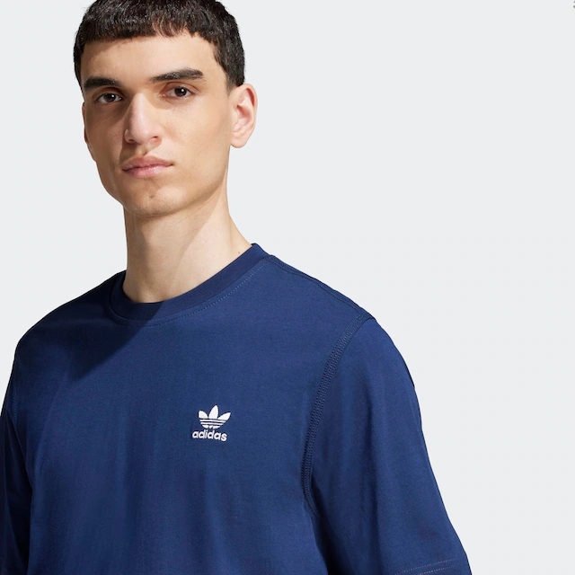 adidas Originals T-Shirt »TREFOIL ESSENTIALS« mit Trefoil Logo auf der Brust, Kurzarm, aus Baumwolljersey