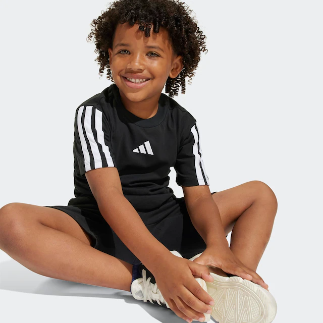 adidas Sportswear T-Shirt »ESSENTIALS KIDS« für Kinder, mit sportlichem Stil, Kurzarmdesign, aus Baumwolle
