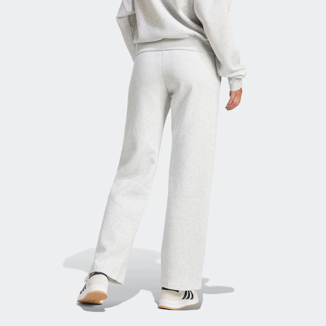 adidas Sportswear Sporthose »ESSENTIALS SMALL LOGO FEEL COZY OPEN-HEM« für Erwachsene, sportlicher Stil, mit Kordelverschluss