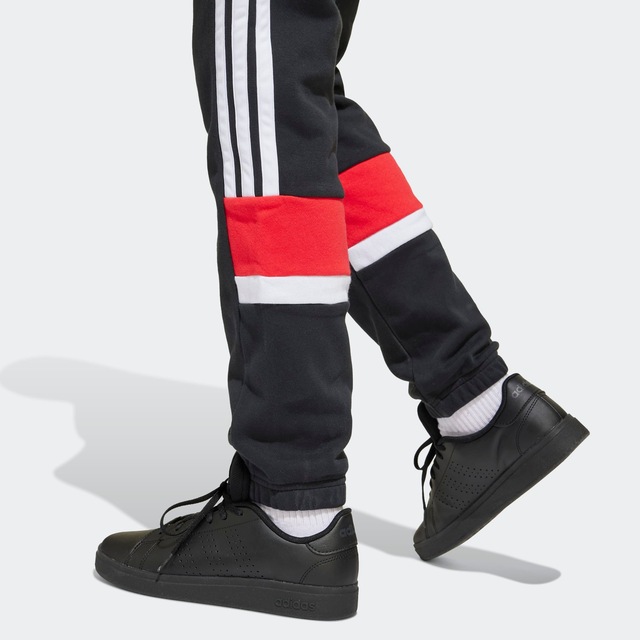 adidas Sportswear Sporthose »SEASONAL ESSENTIALS TIBERIO 3-STREIFEN KIDS« für Kinder, mit Gummizug, aus Baumwolle und Polyester