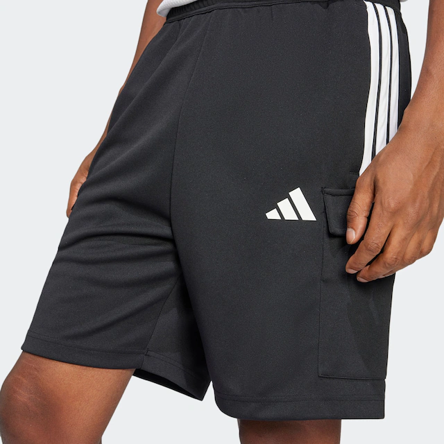 adidas Sportswear Shorts »TIRO« für Erwachsene, mit AEROREADY, aus Polyester, normale Weite