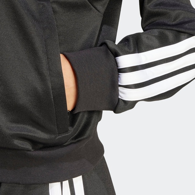 adidas Sportswear Trainingsjacke »TIRO CUT 3-STREIFEN« für Erwachsene, mit geradem Rumpfabschluss