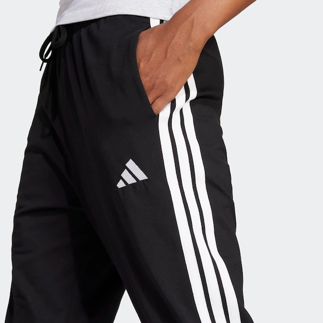 adidas Sportswear Sporthose »ESSENTIALS 3-STREIFEN« für Erwachsene, aus Baumwolle und Elasthan, mit Kordelverschluss
