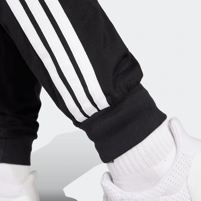 adidas Sportswear Sporthose »ESSENTIALS 3-STREIFEN« für Erwachsene, aus Baumwolle und Elasthan, mit Kordelverschluss