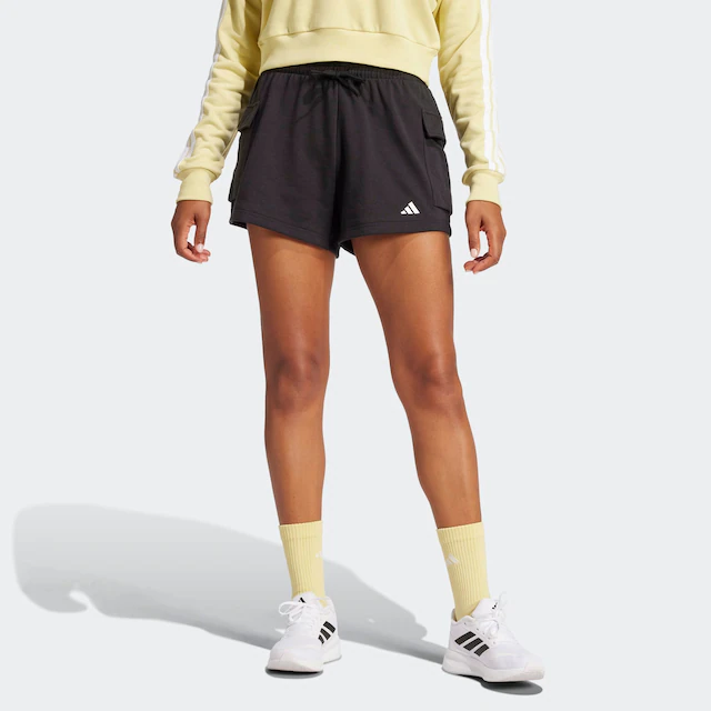 adidas Sportswear Shorts »ESSENTIALS SMALL LOGO FRENCH TERRY« lockere Passform, mit Kordelverschluss, aus weichem French Terry