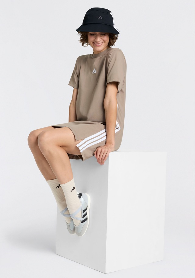 adidas Sportswear Shirtkleid »ESSENTIALS 3-STREIFEN«