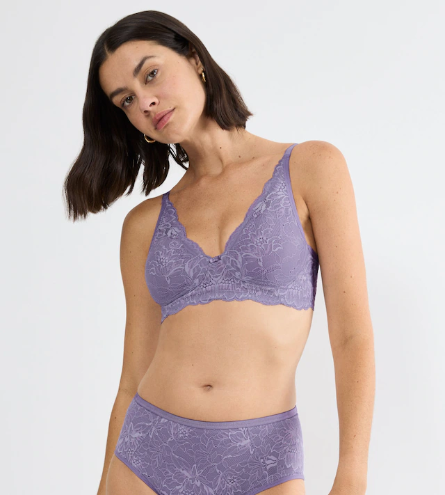 Triumph Bügel-BH »Amourette Charm T N03« Stretch-Spitze