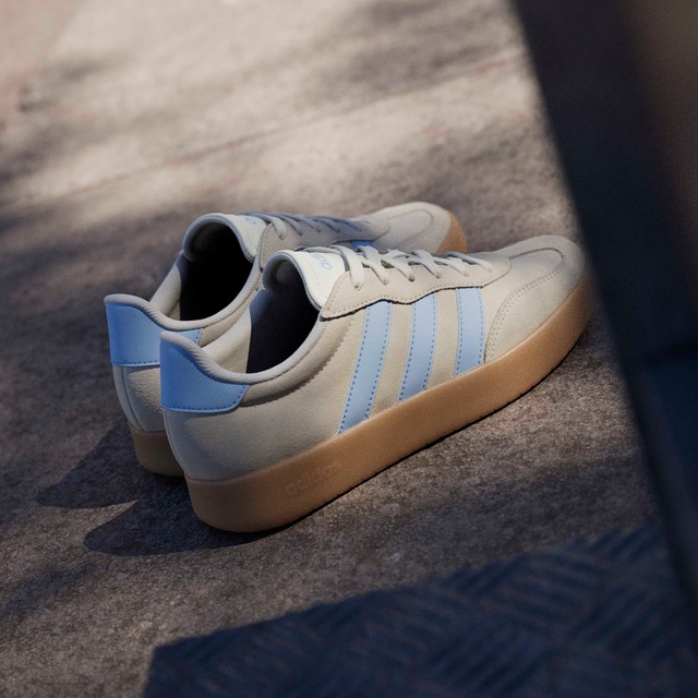 adidas Sportswear Sneaker »BARREDA« inspiriert vom Design des adidas handball spezial