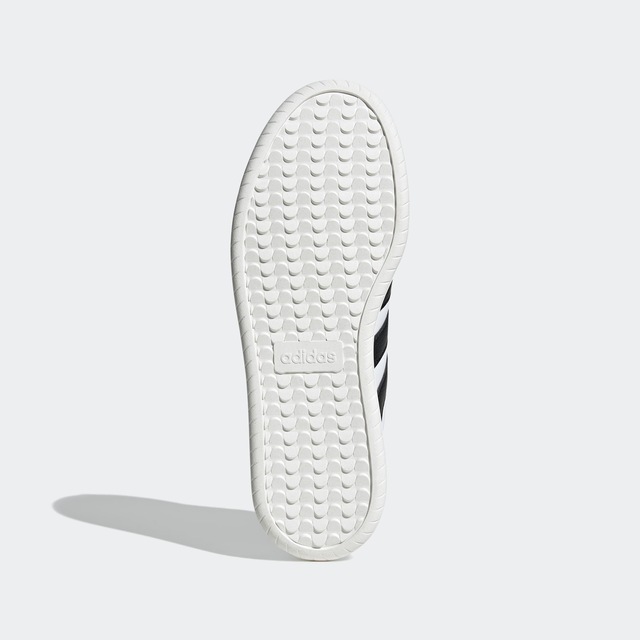 adidas Sportswear Sneaker »BARREDA« inspiriert vom Design des adidas handball spezial