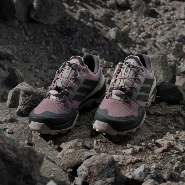 adidas TERREX Wanderschuh »SKYCHASER GORE-TEX« wasserdicht dank Gore-Tex Membrane