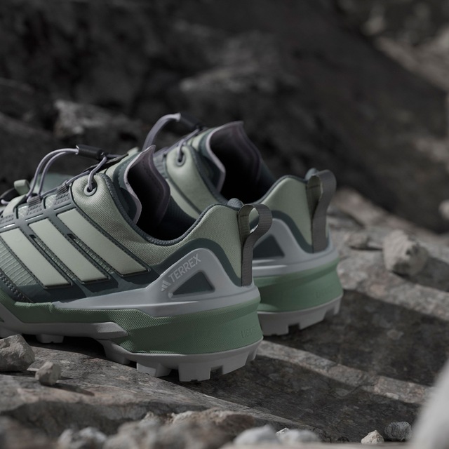 adidas TERREX Wanderschuh »SKYCHASER GORE-TEX« wasserdicht dank Gore-Tex Membrane