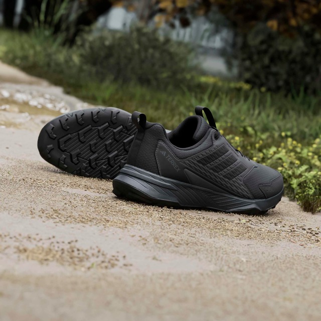 adidas TERREX Trailrunningschuh »TRACEFINDER« Trail-Runningschuhe