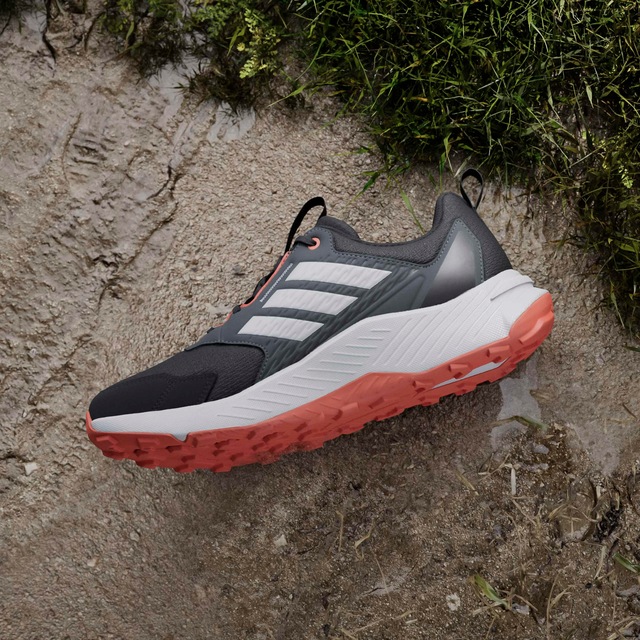 adidas TERREX Trailrunningschuh »TRACEFINDER« Trail-Runningschuhe