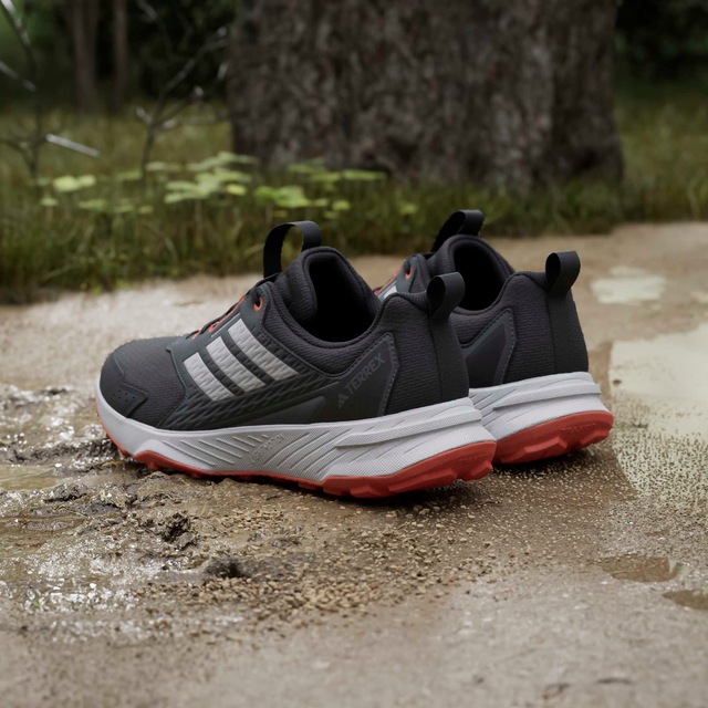 adidas TERREX Trailrunningschuh »TRACEFINDER« Trail-Runningschuhe
