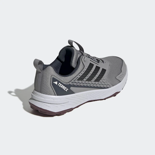 adidas TERREX Trailrunningschuh »TRACEFINDER« Trail-Runningschuhe