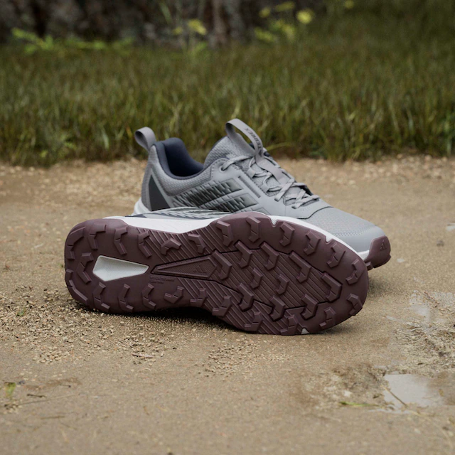 adidas TERREX Trailrunningschuh »TRACEFINDER« Trail-Runningschuhe