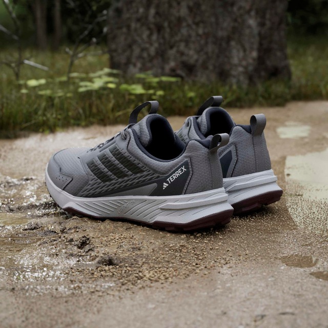 adidas TERREX Trailrunningschuh »TRACEFINDER« Trail-Runningschuhe