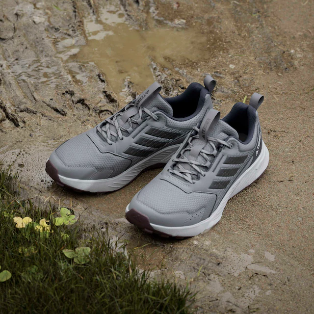 adidas TERREX Trailrunningschuh »TRACEFINDER« Trail-Runningschuhe