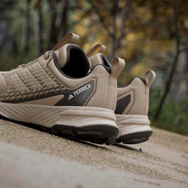 adidas TERREX Trailrunningschuh »TRACEFINDER« Trail-Runningschuhe