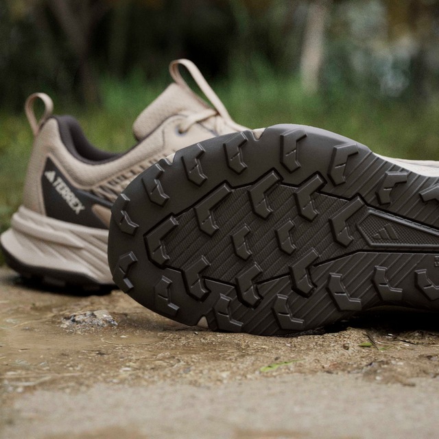 adidas TERREX Trailrunningschuh »TRACEFINDER« Trail-Runningschuhe