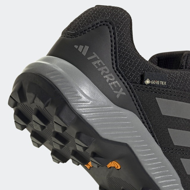 adidas TERREX Wanderschuh »GORE-TEX« wasserdicht dank Gore-Tex Membrane