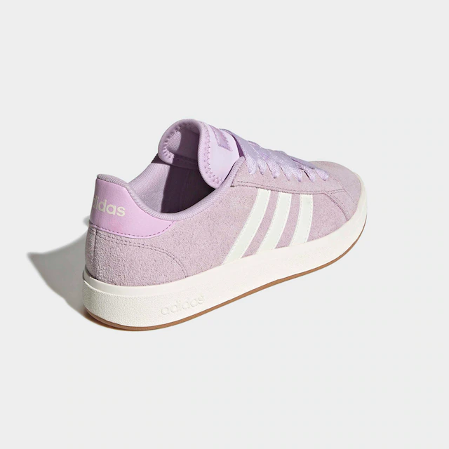 adidas Sportswear Sneaker »GRAND COURT BASE 00S« Design auf den Spuren des adidas Campus 00