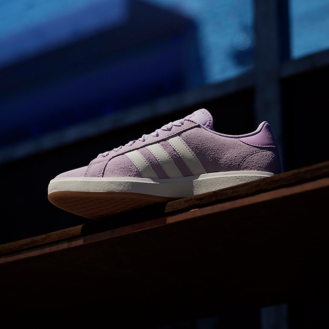 adidas Sportswear Sneaker »GRAND COURT BASE 00S« Design auf den Spuren des adidas Campus 00