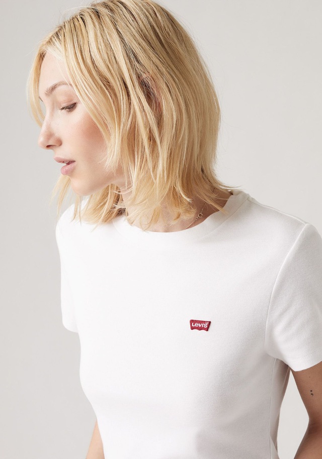 Levi's® T-Shirt »ESSENTIAL HM SS TEE« Taillierter Schnitt