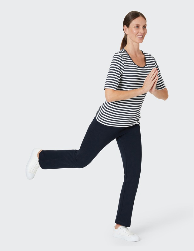 Joy Sportswear T-Shirt »ALLISON« mit eingesetzten Ärmeln, gerader Rumpfabschluss, ohne Verschluss