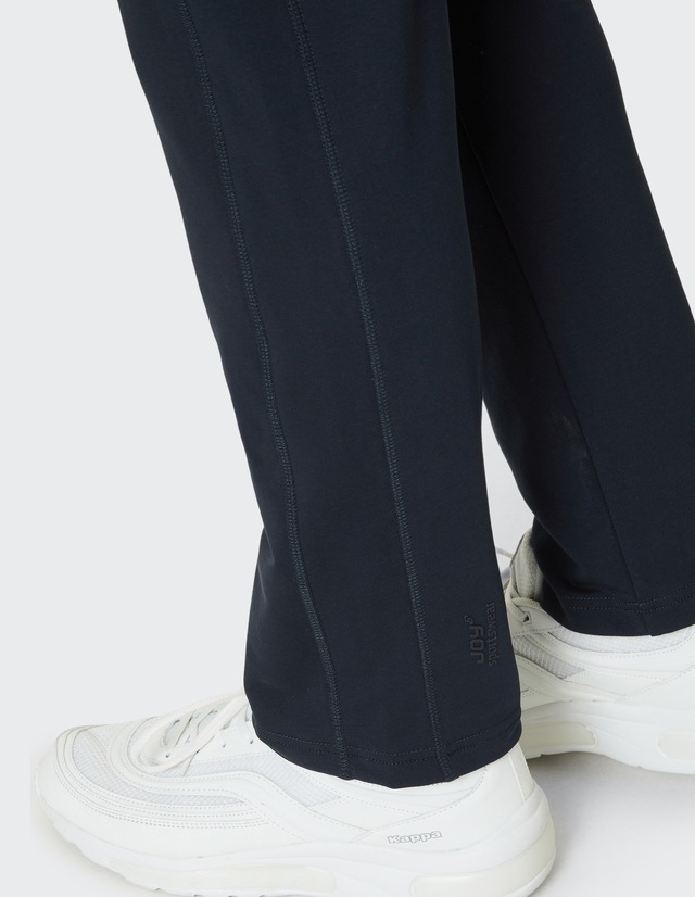 Joy Sportswear Sweathose »FERNANDO« mit Reißverschlusstaschen, schmale Beinform